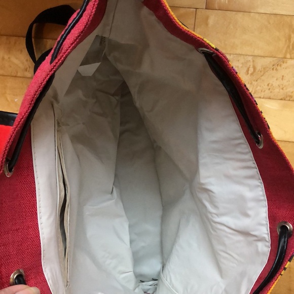 ⭐️Host Pick⭐️ - Looney Tunes backpack - Picture 8 of 16